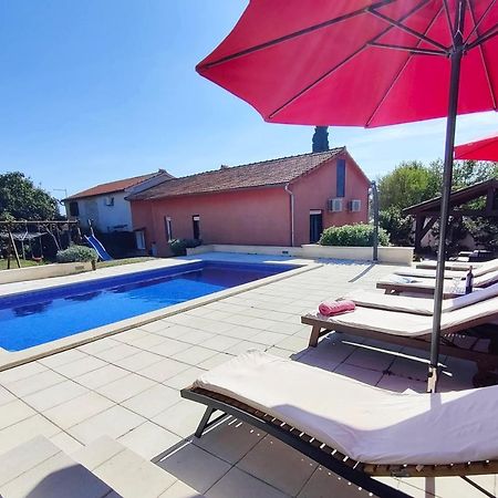 Apartments Villa Sabina プーラ エクステリア 写真